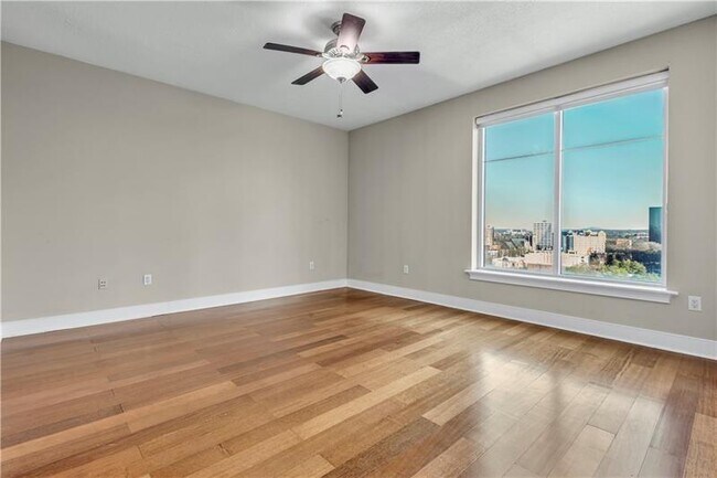 Building Photo - 285 Centennial Olympic Park Dr NW