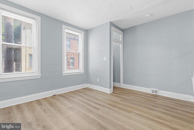 Building Photo - 1638 W Juniata St