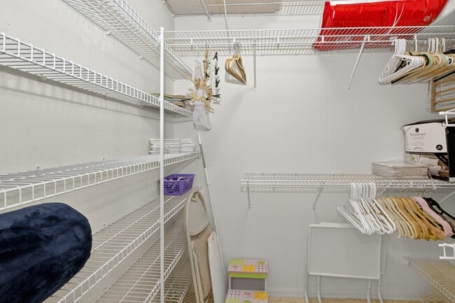 Building Photo - 17100 Bridgestone Ct