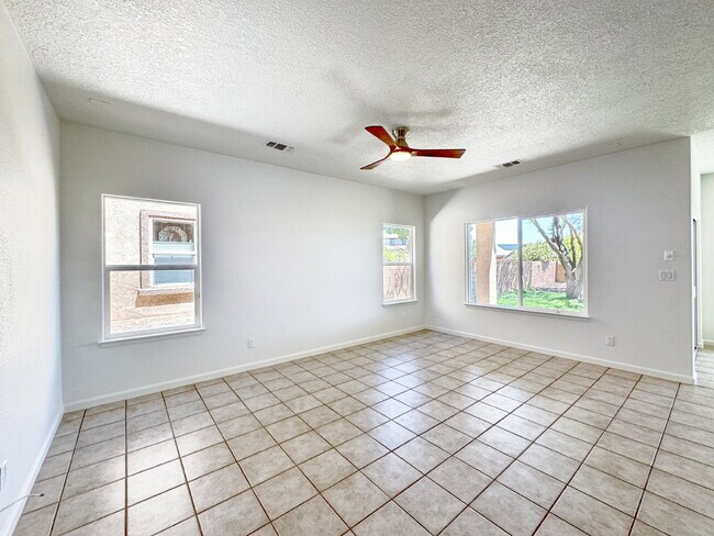 Building Photo - Wonderful 2 Story 3 BR Home in Loma Colorado