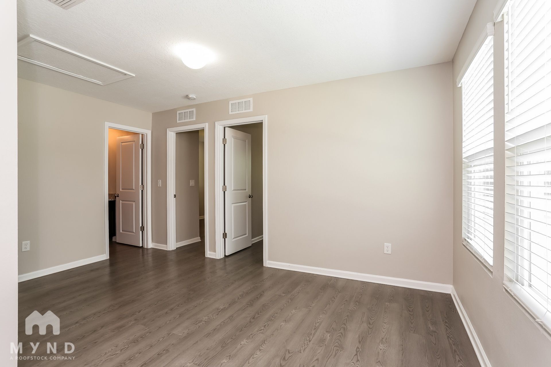 Building Photo - 793 Henley Ct