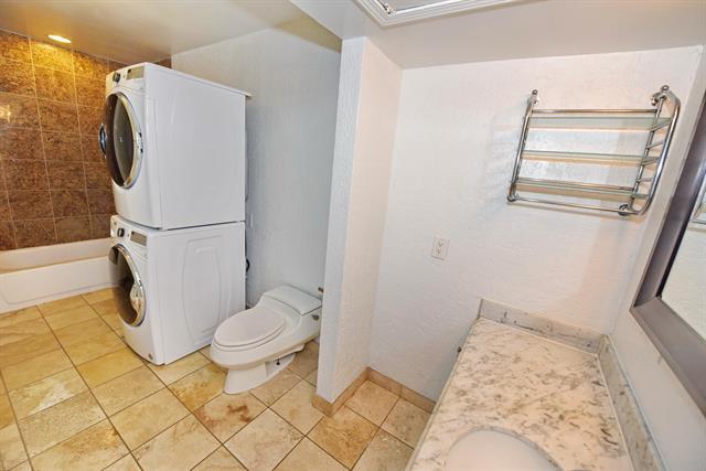 Building Photo - 4851 Cedar Springs Rd