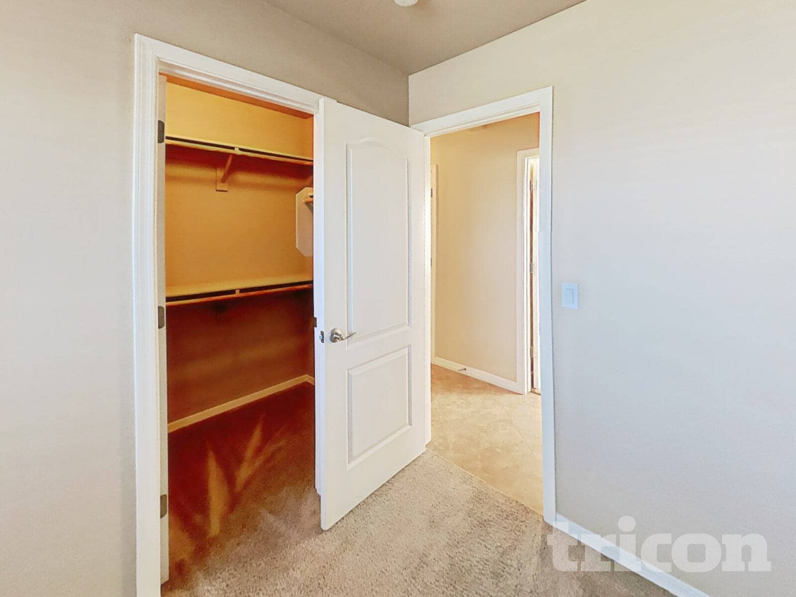 Building Photo - 43368 Palmen Dr