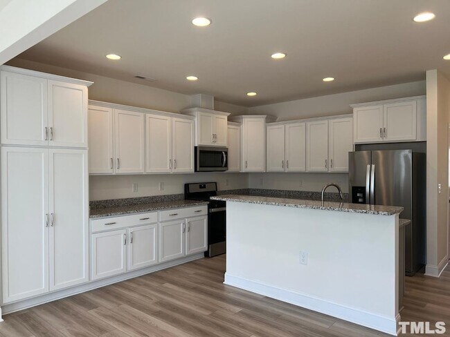 Building Photo - 3005 Cypress Lagoon Ct