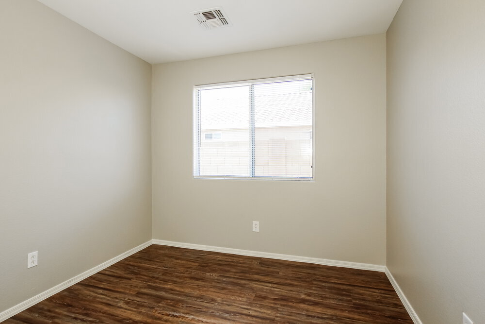 Building Photo - 3326 W Shumway Farm Rd