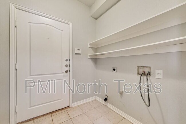 Building Photo - 11644 Lenox Ln