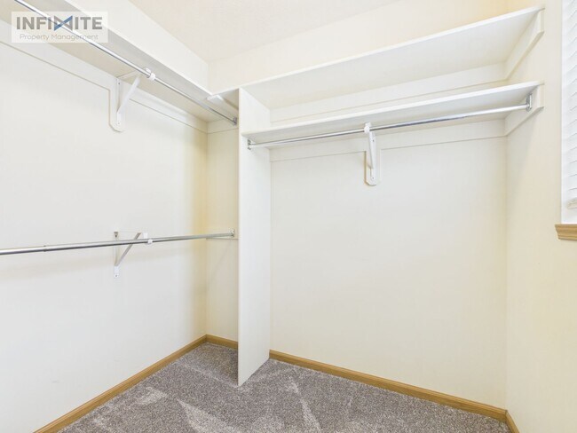 Building Photo - Cozy 3 Bedroom Home with 2-Car Garage in Prime West Bozeman Location