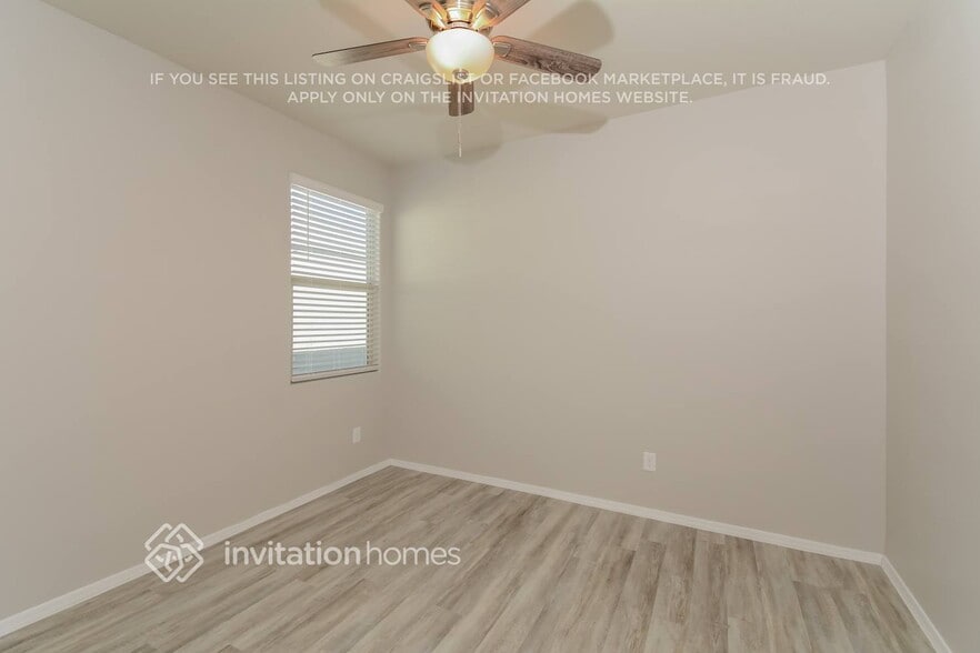 Building Photo - 31040 W Whitton Ave