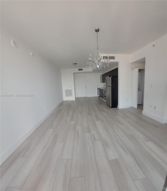 Building Photo - 90 SW 3rd St