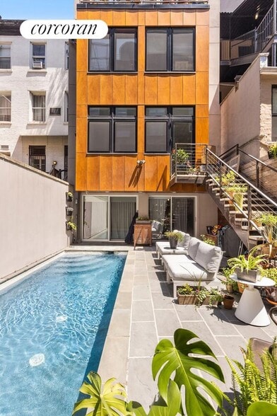 Building Photo - 308 E 30th St