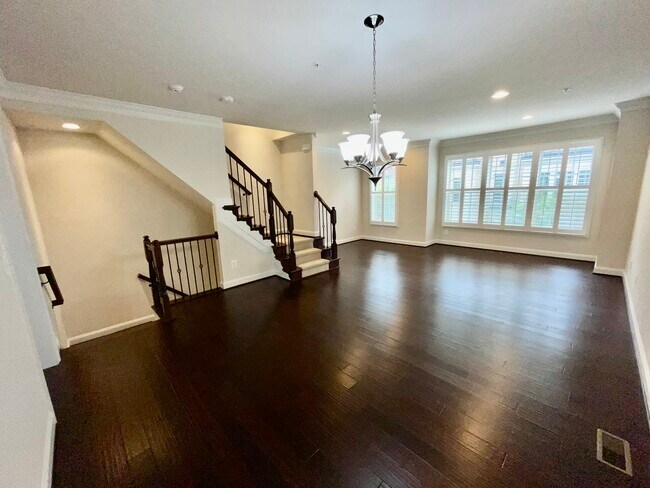 Building Photo - 619 Sprintsail Way