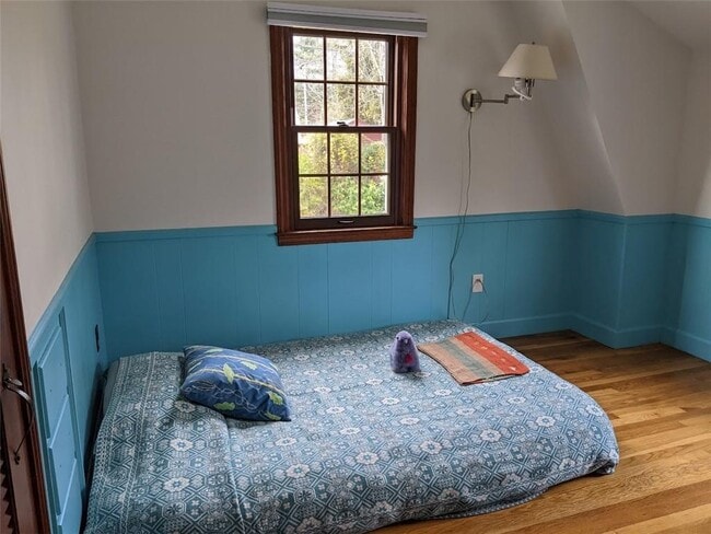 Building Photo - 275 S Pierce Rd