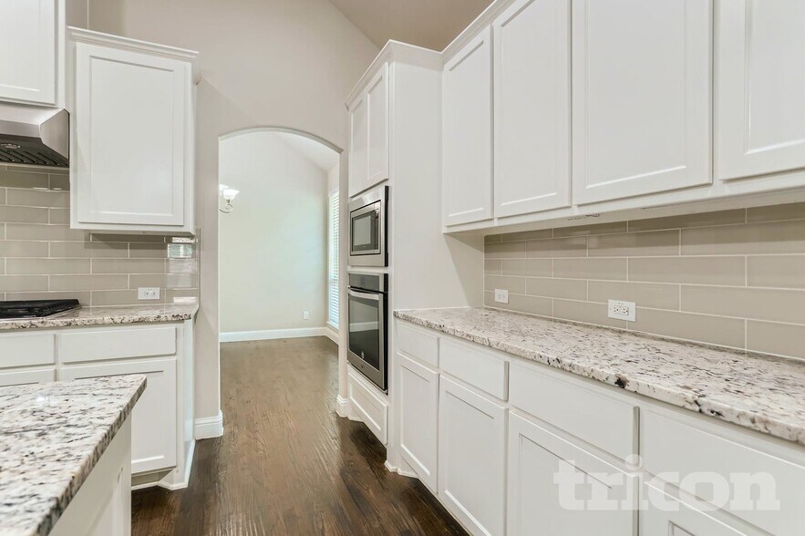 Building Photo - 401 Winehart St