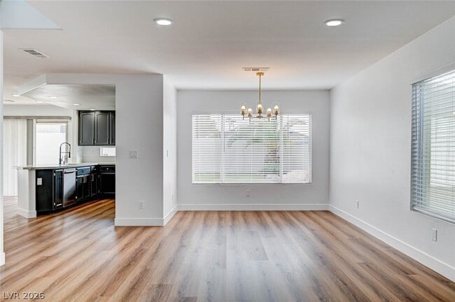 Building Photo - 2817 Via Florentine St