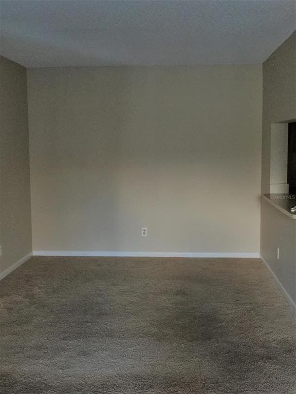 Building Photo - 1627 S Pine Ridge Cir