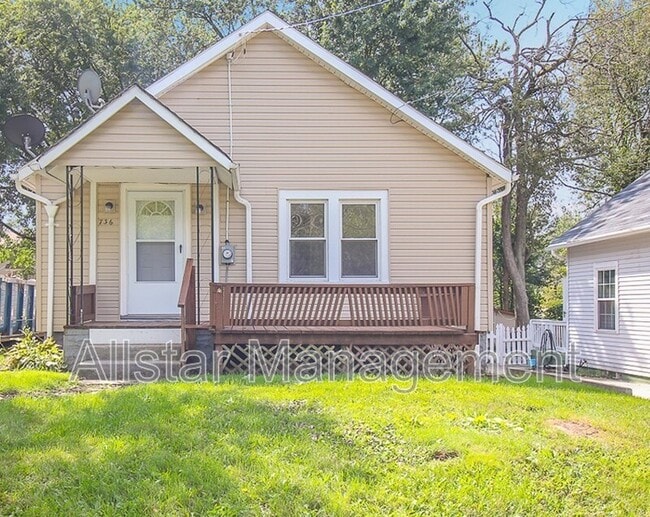 Primary Photo - 736 Bettes Ave