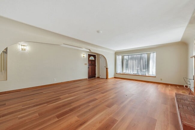 Building Photo - Home for Rent in Santa Clara
