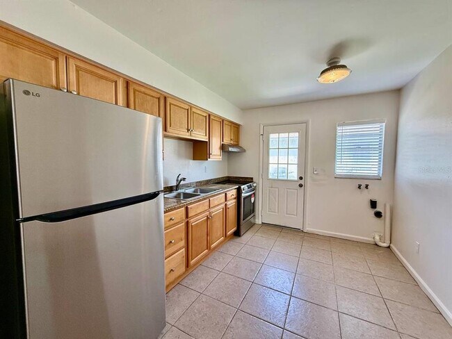 Building Photo - 3107 W Marcum St