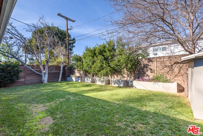 Building Photo - 13451 Friar St