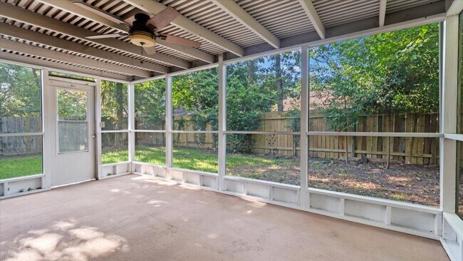 Building Photo - 111 N Misty Dawn Dr