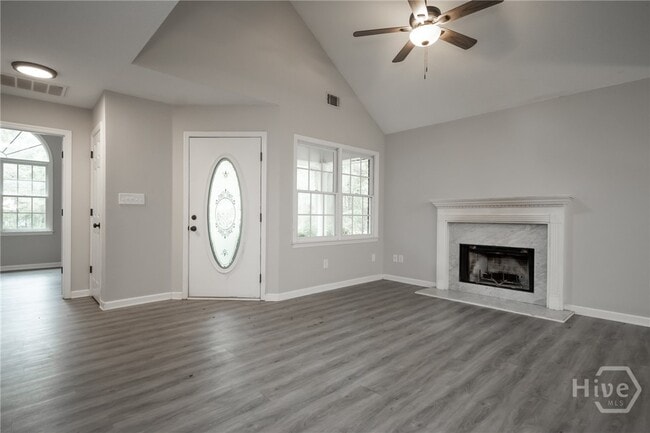 Building Photo - 2400 Rays Church Rd