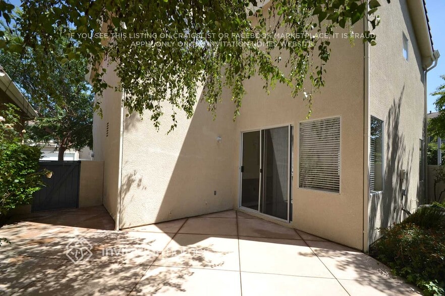 Building Photo - 5621 Sienna Way