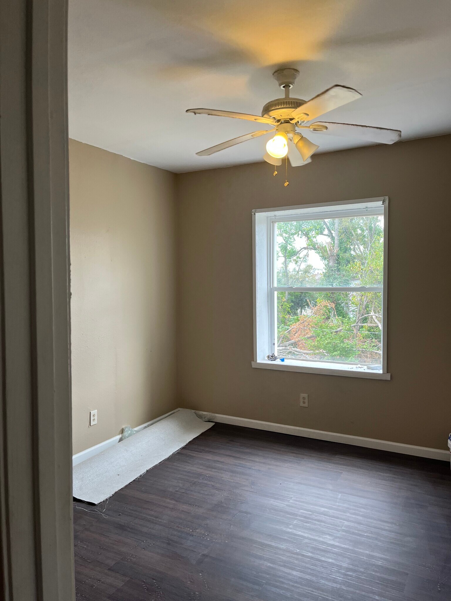 Building Photo - 5064 Cates Ave