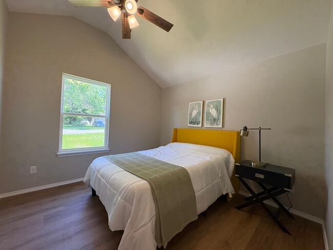 Building Photo - Brand New Home!!