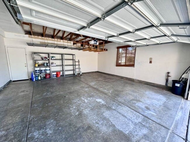 Building Photo - 33602 Magnetite St