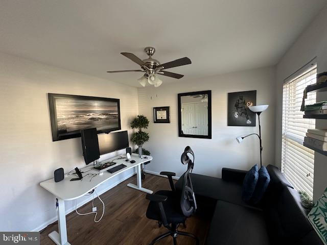 Building Photo - 9910 Millstone Dr