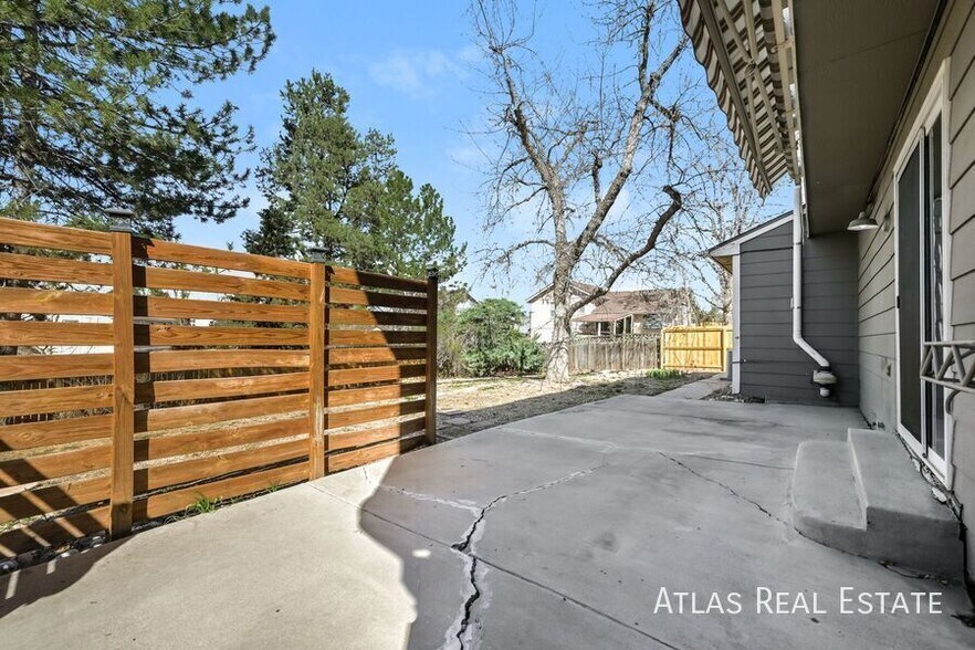 Building Photo - 17327 E Asbury Cir