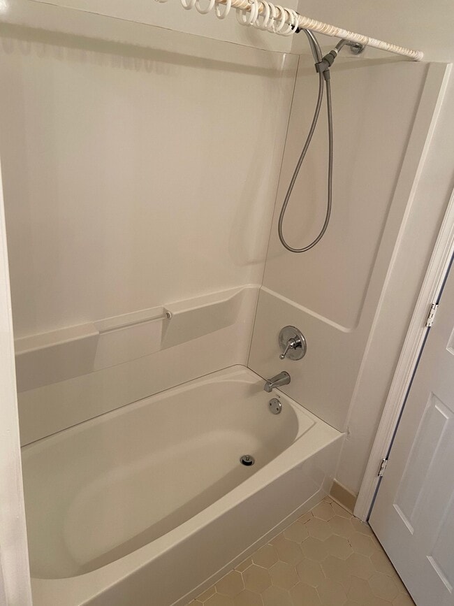 Jack & Jill Restroom - 1901 Devonshire Dr