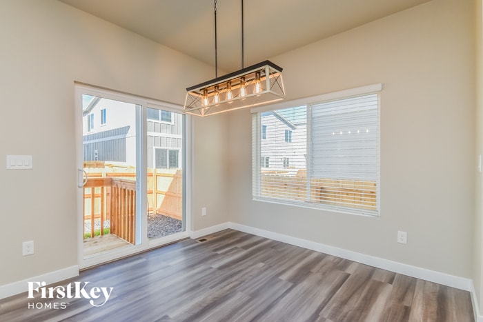 Building Photo - 11163 Murrelet Dr
