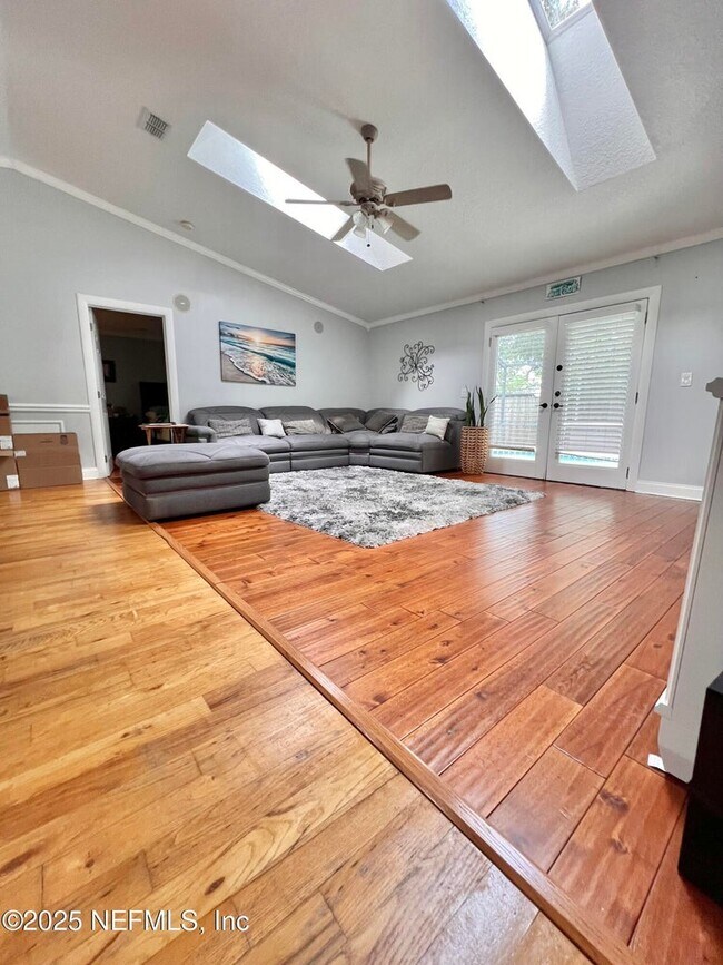 Building Photo - 3419 Bristol Bridge Rd