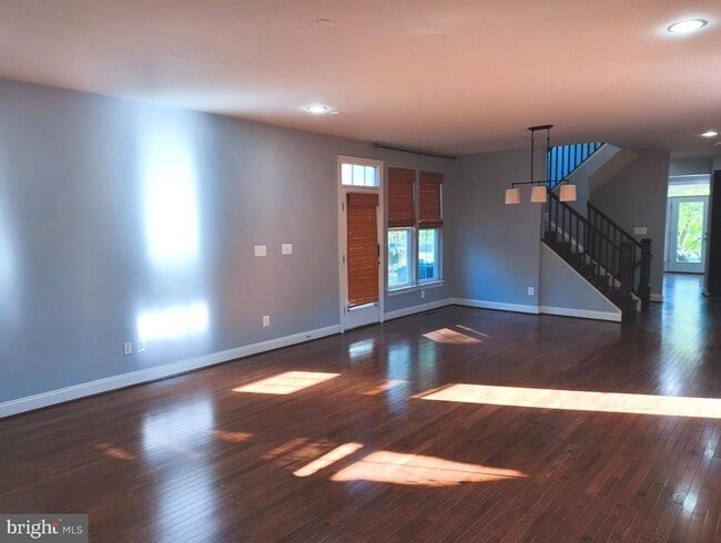 Building Photo - 42274 Winter Haven Dr