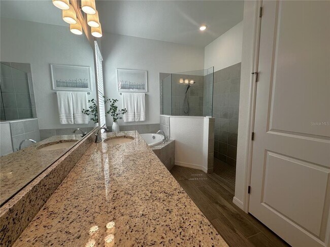 Building Photo - 14897 Cherry Blossom Wy