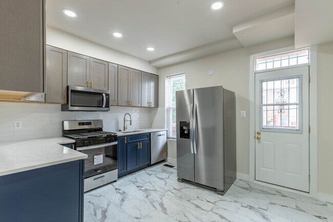 Building Photo - Brand New 3 BD Rowhome