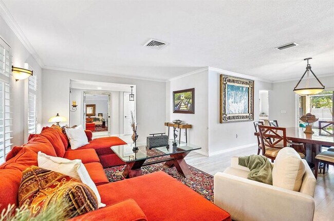 Building Photo - 4350 51st Ave S