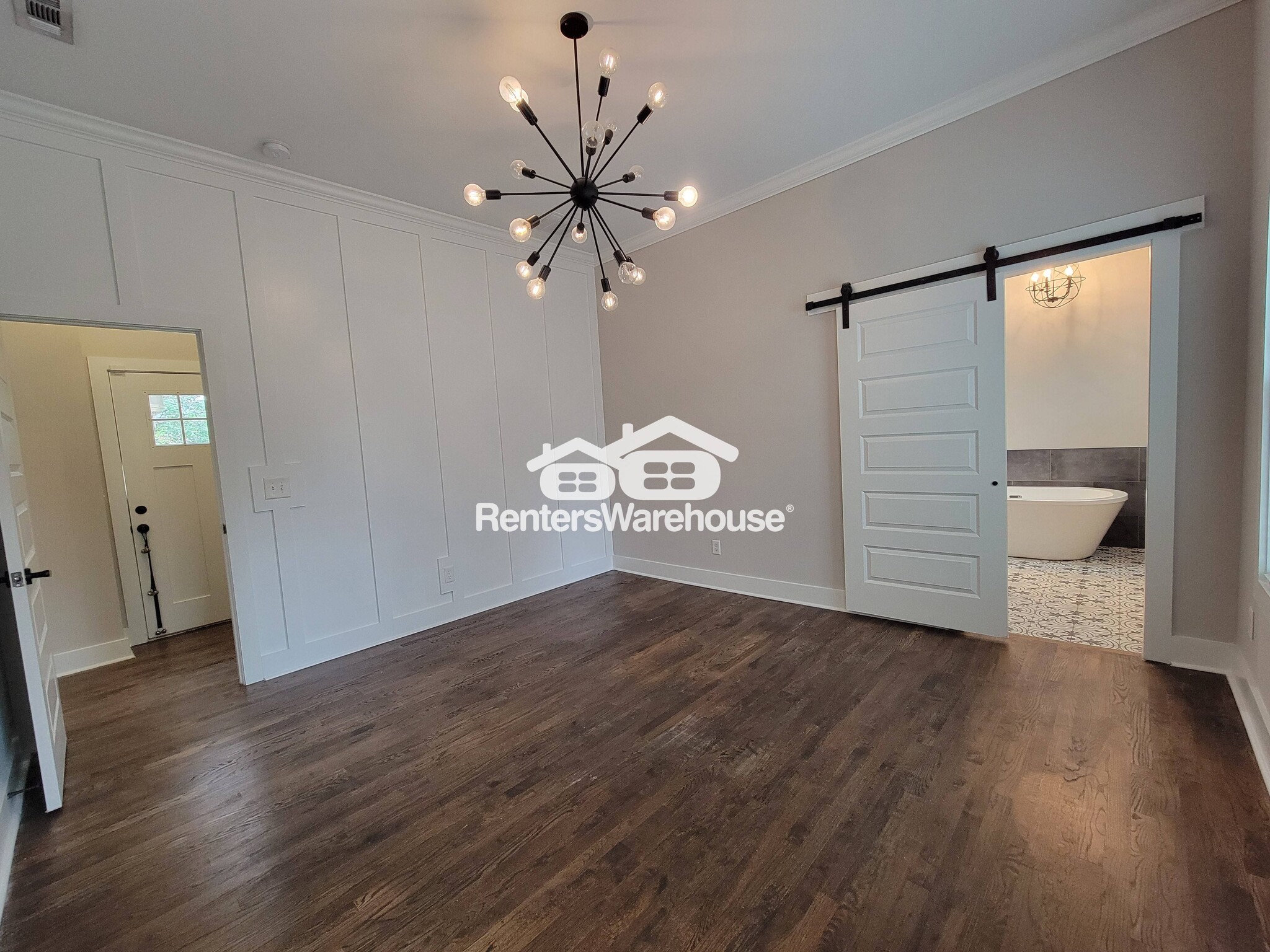 Building Photo - 1043 Fern Ave SE