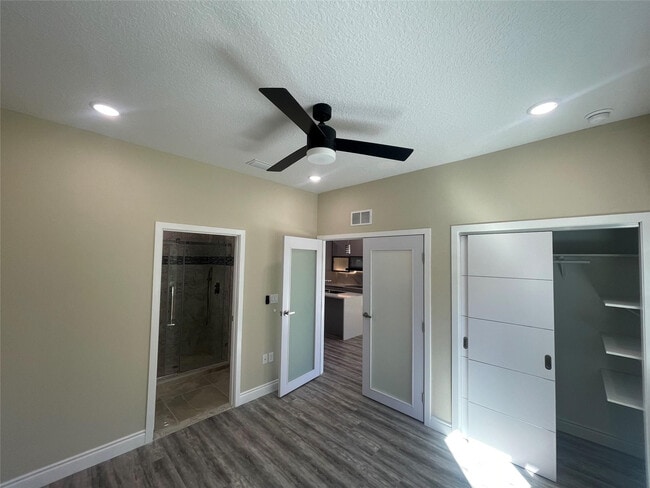 Building Photo - 1807 Brentwood Ct