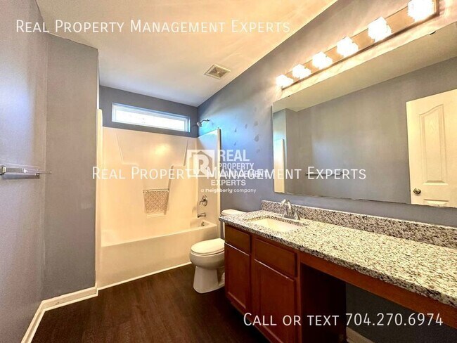 Building Photo - 8815 Firestreak Dr