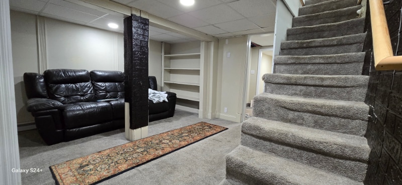 Building Photo - 1210 Swetland St