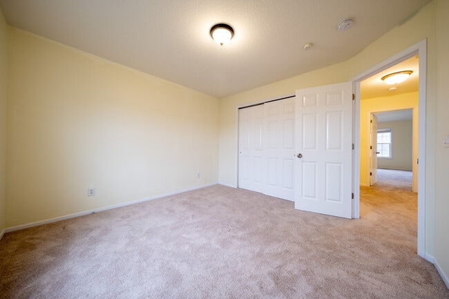 Building Photo - 15600 Tickseed Ln