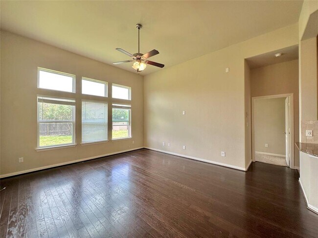 Building Photo - 8250 Arezzo Dr