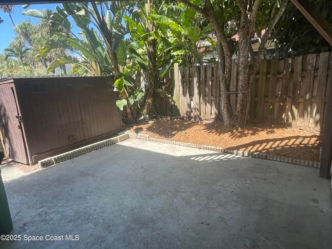 Building Photo - 3233 Sea Oats Cir