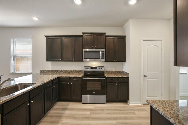 Building Photo - 10806 Anthonomus Way