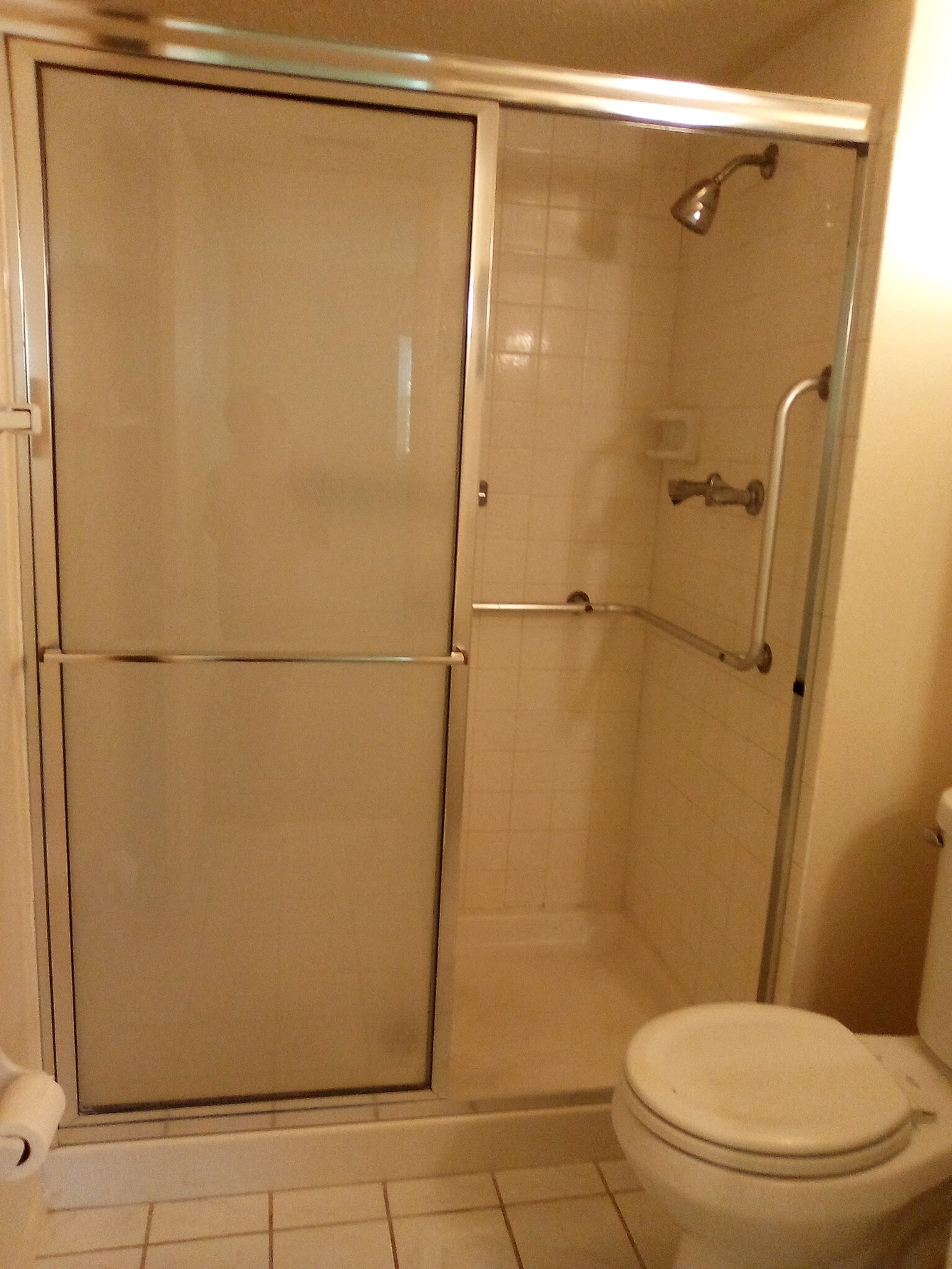 Main Bathroom - 11700 Park Blvd