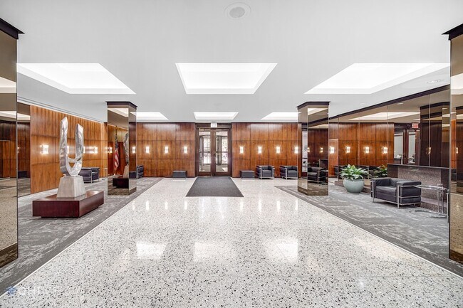 Building Photo - 535 N Michigan Ave