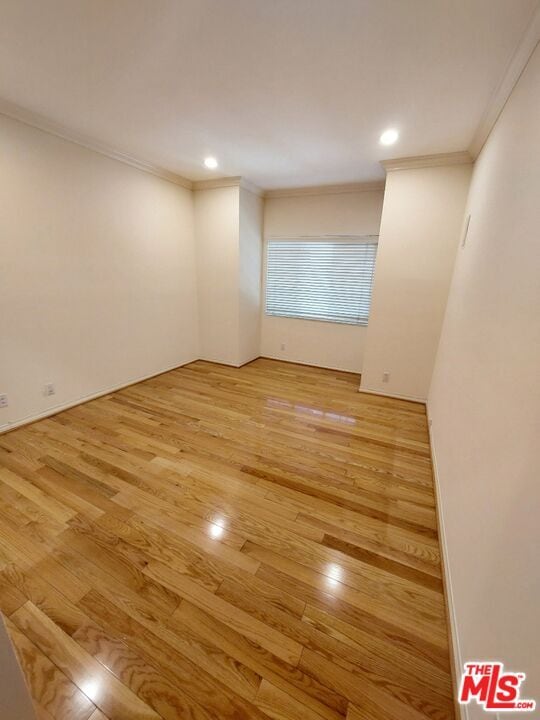 Building Photo - 1808 Franklin Canyon Dr