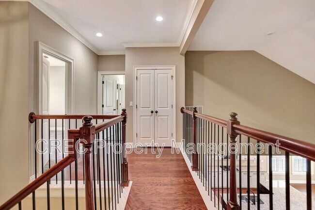 Building Photo - 258 Silver Cypress Cir